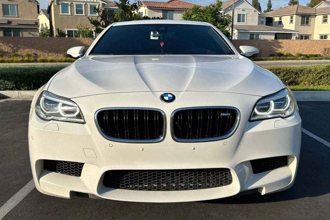 2015 BMW F10 M5 - Image 2 of 31