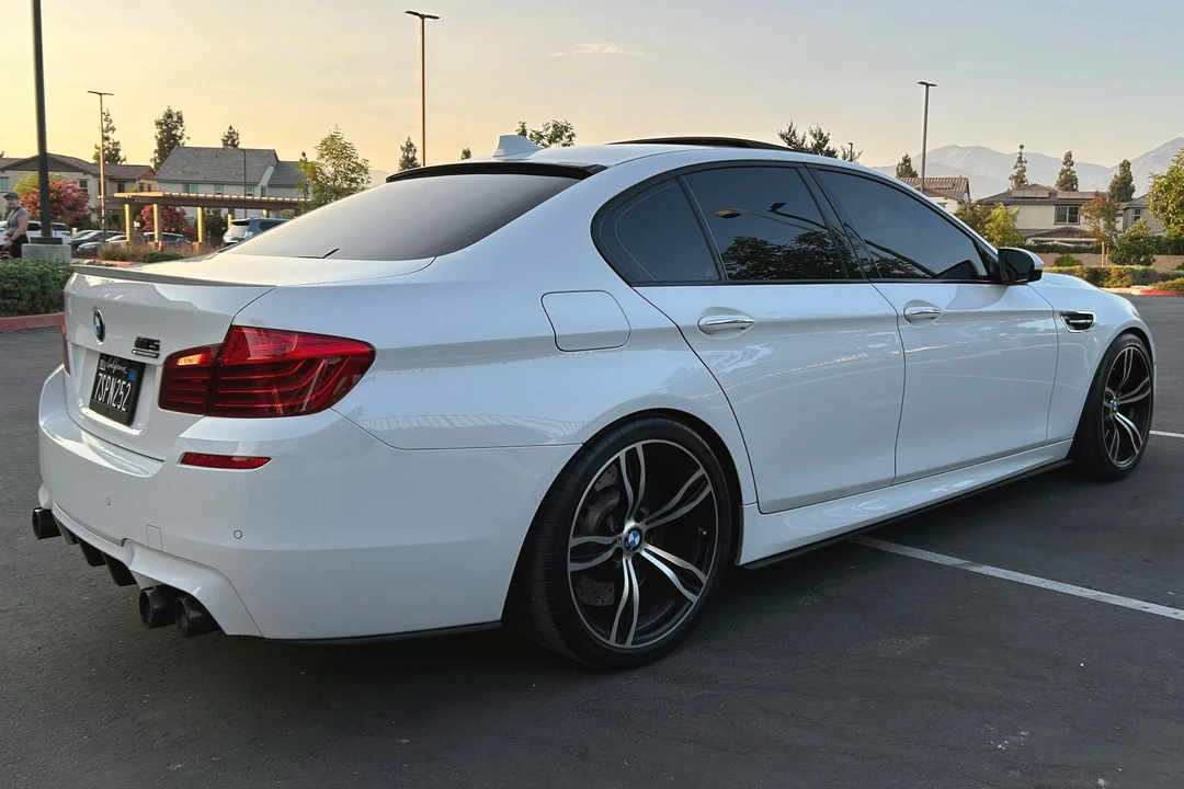 2015 BMW F10 M5 - Image 4 of 31
