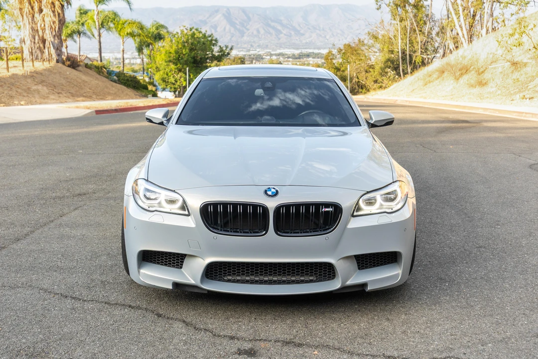 2015 BMW F10 M5 - Image 2 of 31