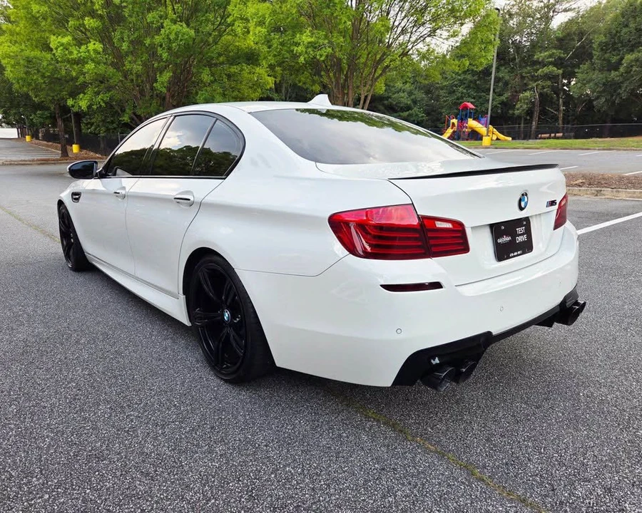2015 BMW F10 M5 - Image 5 of 19