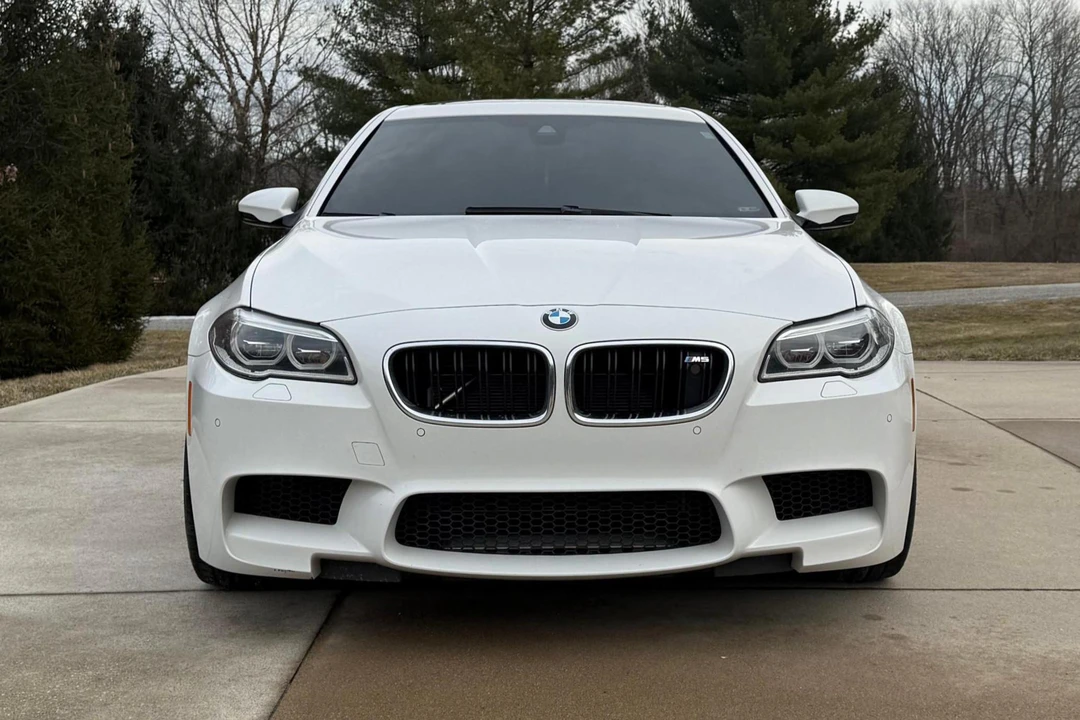 2015 BMW F10 M5 - Image 2 of 31