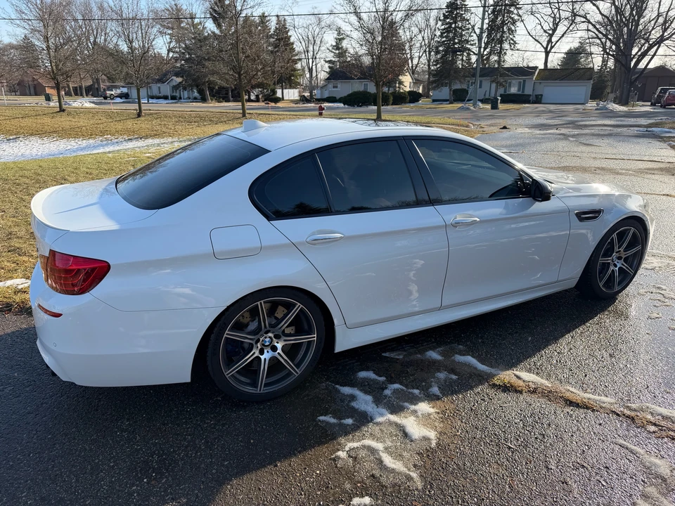 2015 BMW F10 M5 - Image 9 of 20