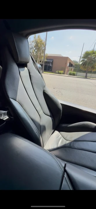 2015 BMW i8 - Image 12 of 21