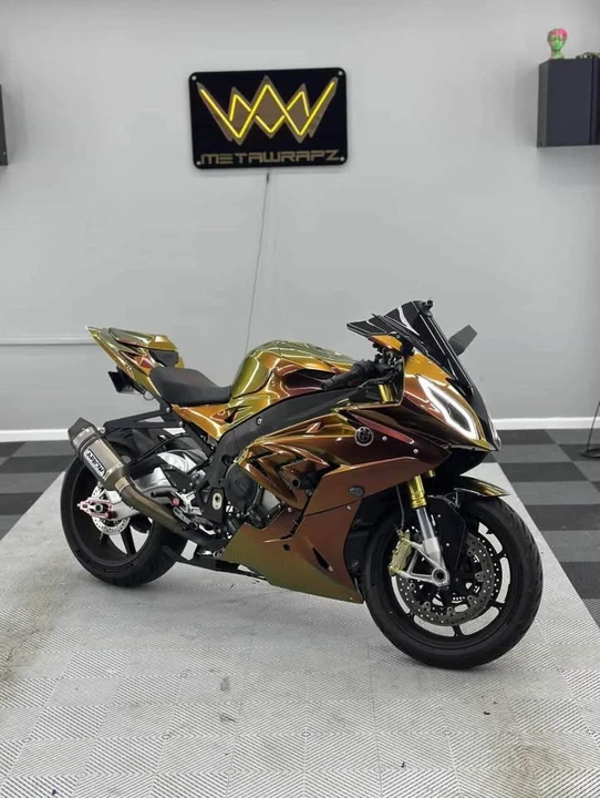 2015 BMW S1000 - Image 6 of 6
