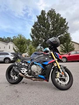 2015 BMW S 1000
