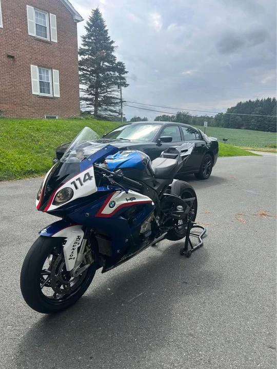 2015 BMW S1000 - Image 8 of 10