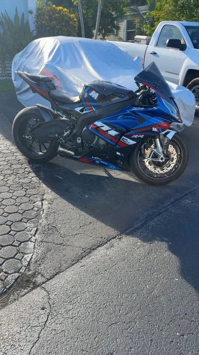 2015 BMW S1000 - Image 2 of 6