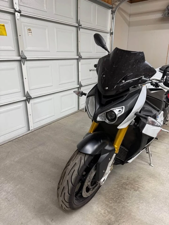2015 BMW S1000 - Image 6 of 10