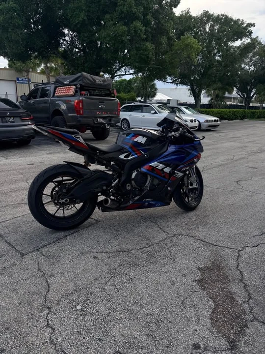 2015 BMW S1000 - Image 5 of 6