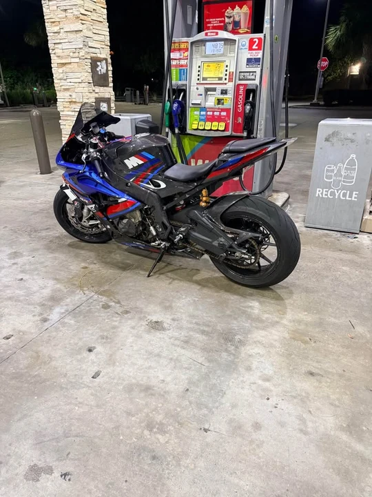 2015 BMW S1000 - Image 3 of 6