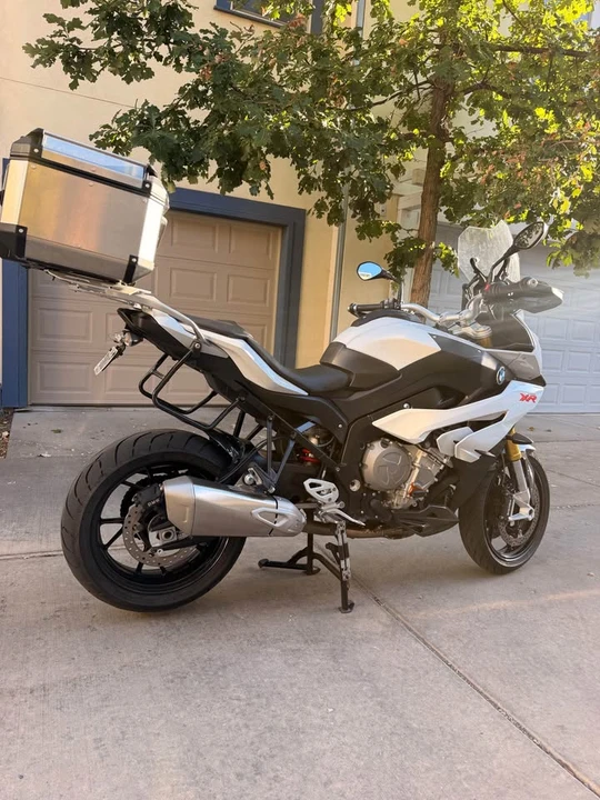 2015 BMW S1000 - Image 4 of 10