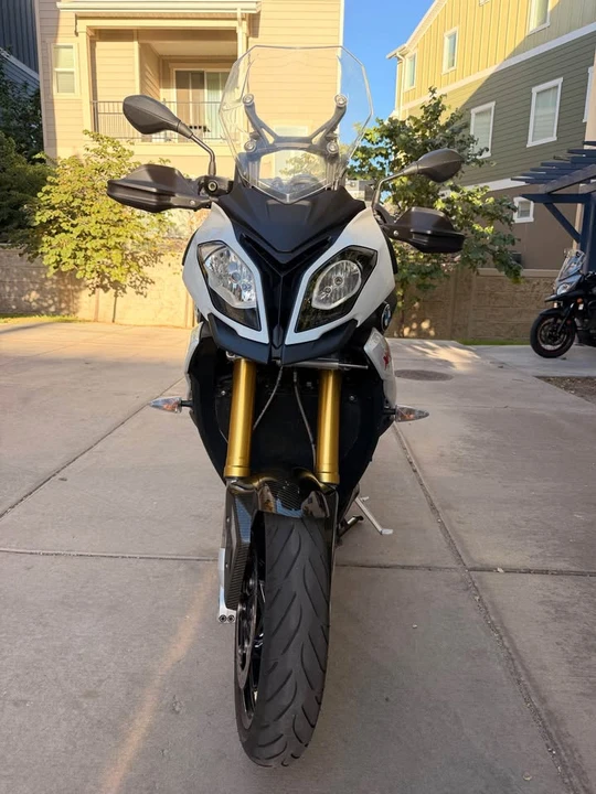 2015 BMW S1000 - Image 2 of 10