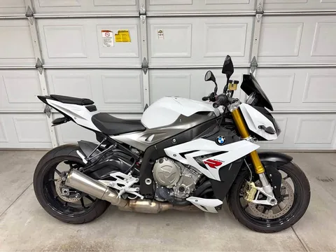 2015 BMW S1000R