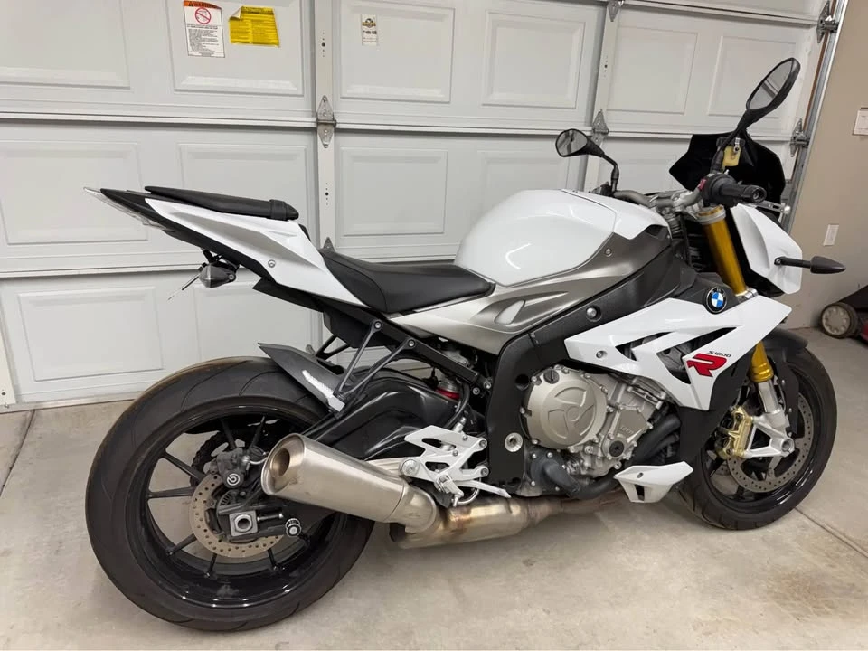 2015 BMW S1000 - Image 3 of 10