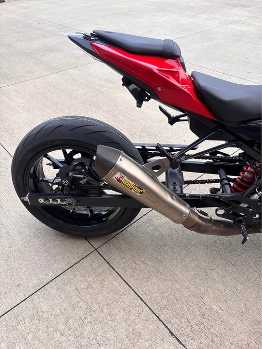 2015 BMW S1000 - Image 11 of 17