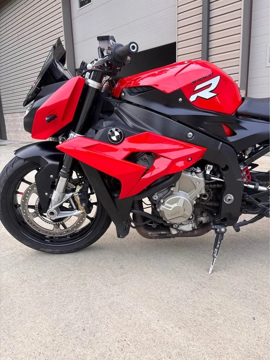 2015 BMW S1000 - Image 4 of 17