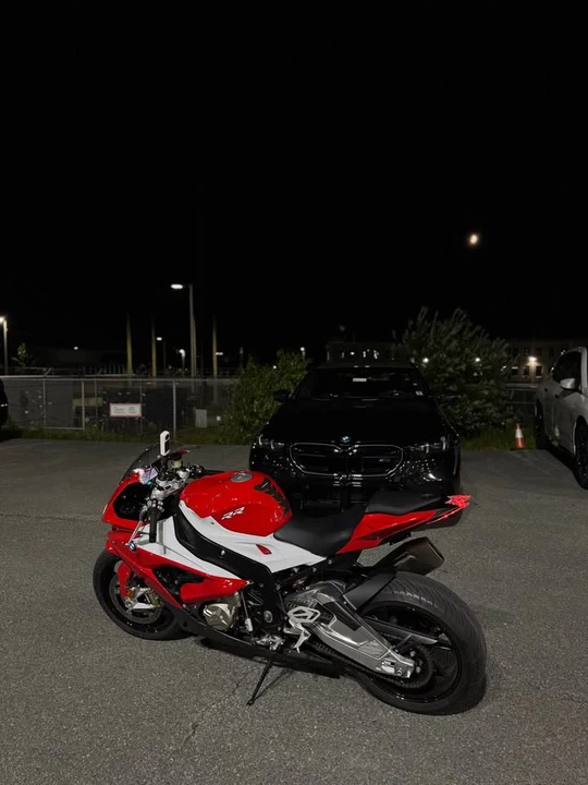 2015 BMW S1000 - Image 5 of 5