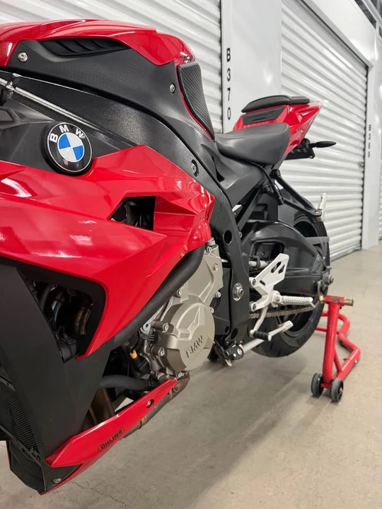 2015 BMW S1000 - Image 8 of 9