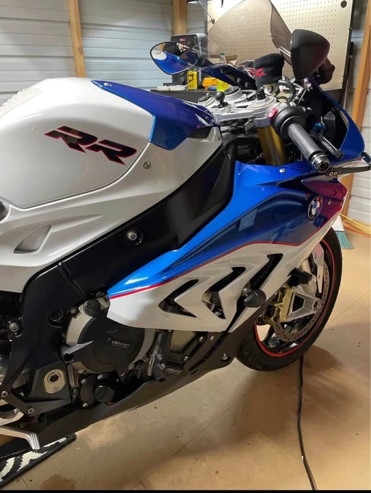2015 BMW S1000 - Image 3 of 6
