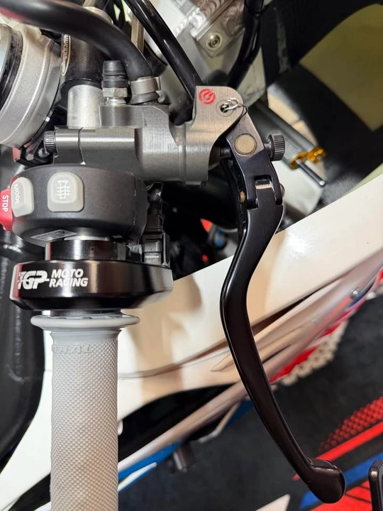 2015 BMW S1000 - Image 12 of 20