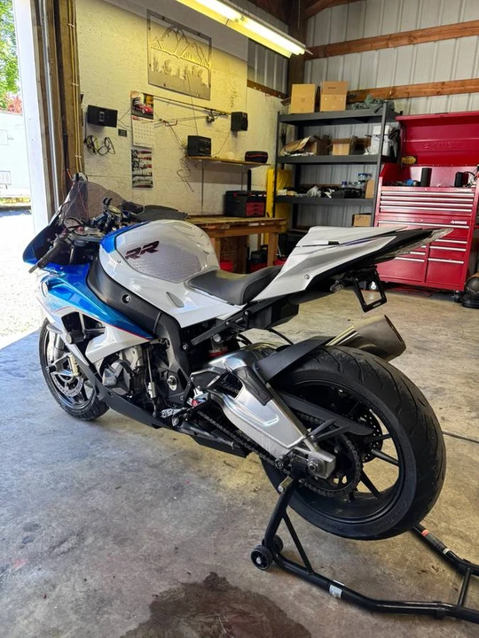 2015 BMW S1000 - Image 4 of 9