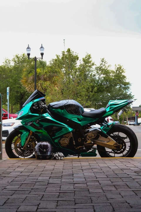 2015 BMW S1000 - Image 2 of 4