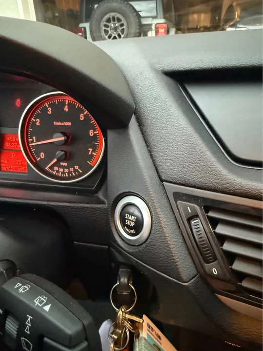 2015 BMW E84 X1 - Image 10 of 10