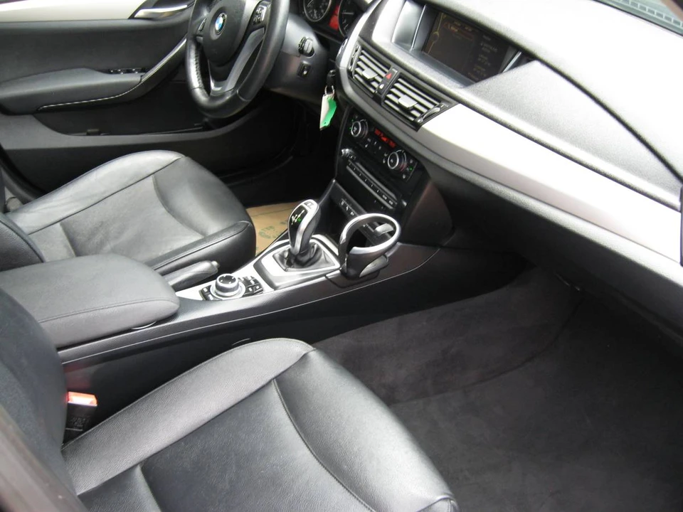 2015 BMW E84 X1 - Image 11 of 16