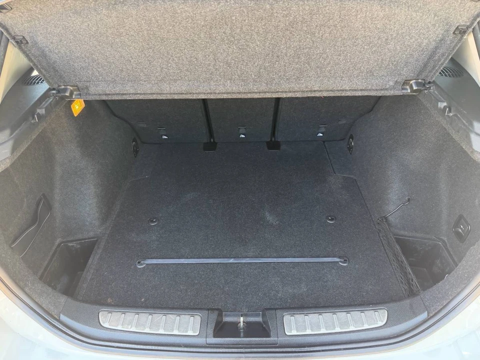 2015 BMW E84 X1 - Image 11 of 19