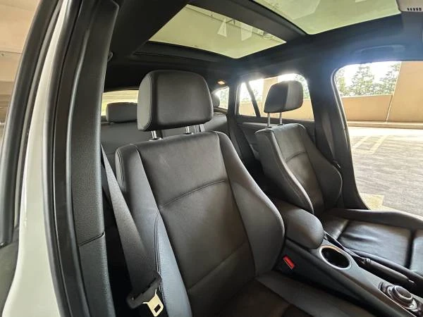 2015 BMW E84 X1 - Image 17 of 18