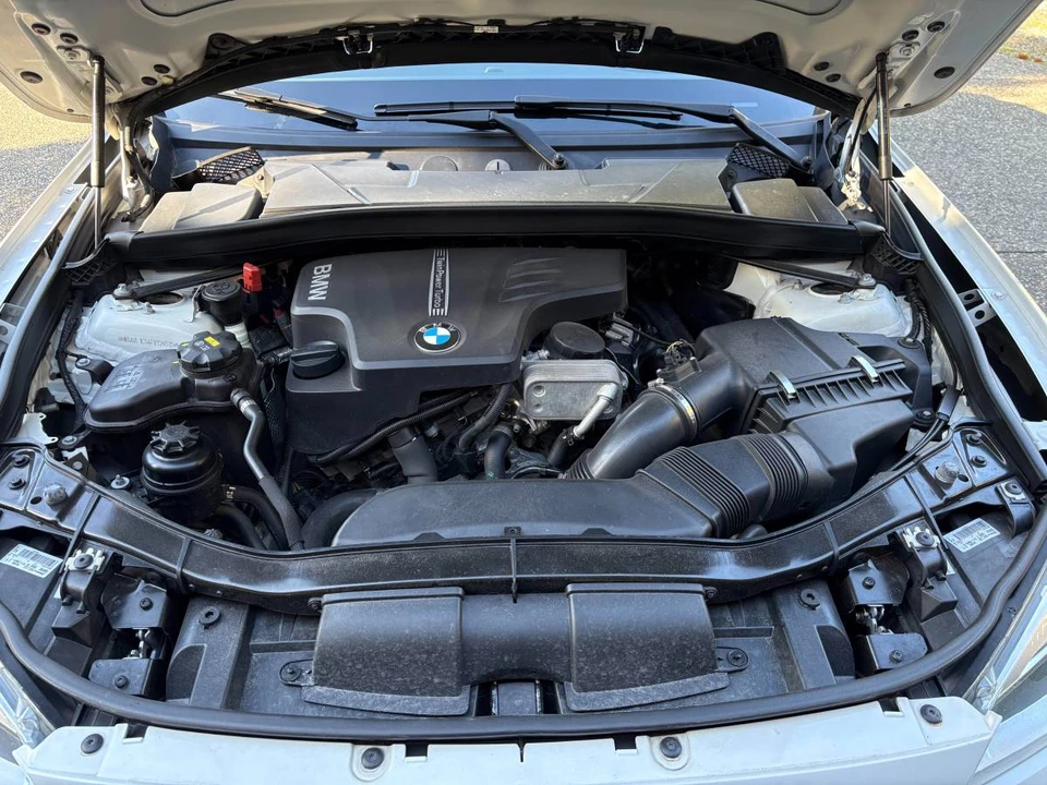 2015 BMW E84 X1 - Image 10 of 22