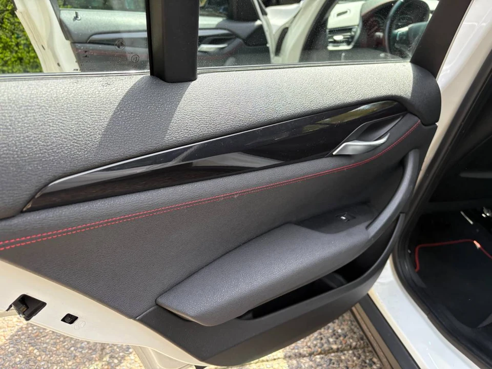 2015 BMW E84 X1 - Image 17 of 22