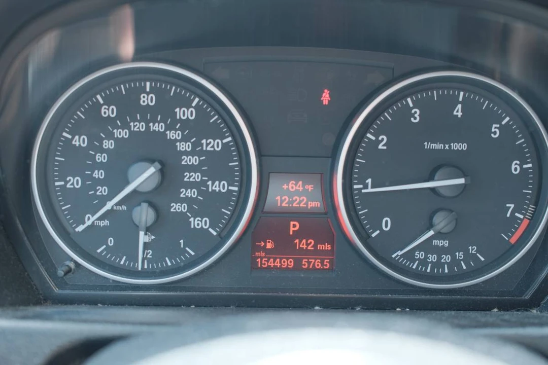 2015 BMW E84 X1 - Image 12 of 16