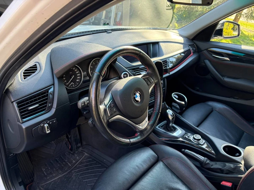 2015 BMW E84 X1 - Image 9 of 22