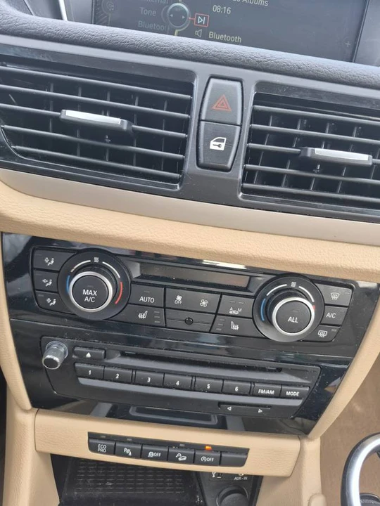2015 BMW E84 X1 - Image 17 of 20
