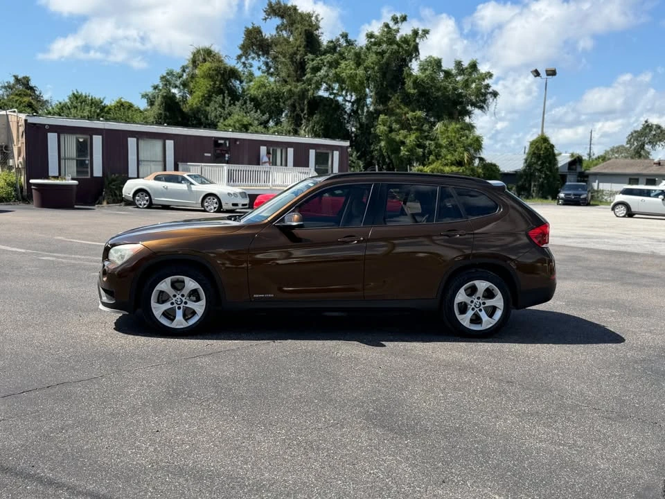 2015 BMW E84 X1 - Image 2 of 10