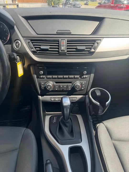2015 BMW E84 X1 - Image 10 of 19