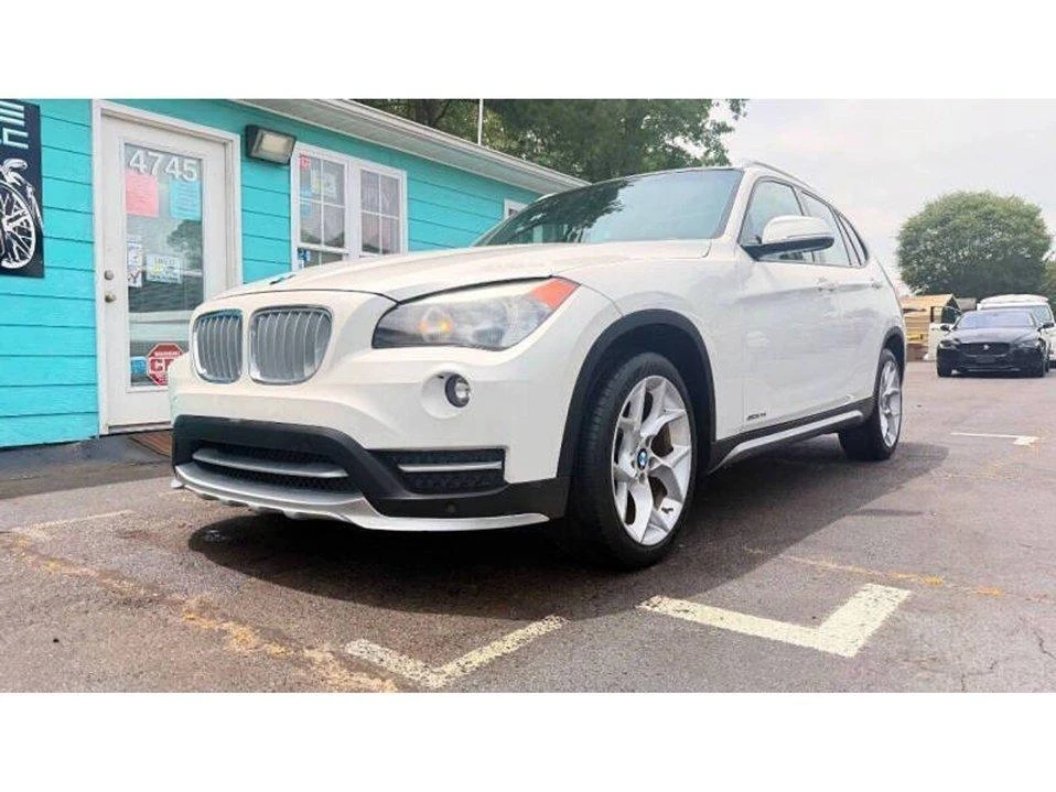 2015 BMW E84 X1 - Image 3 of 20
