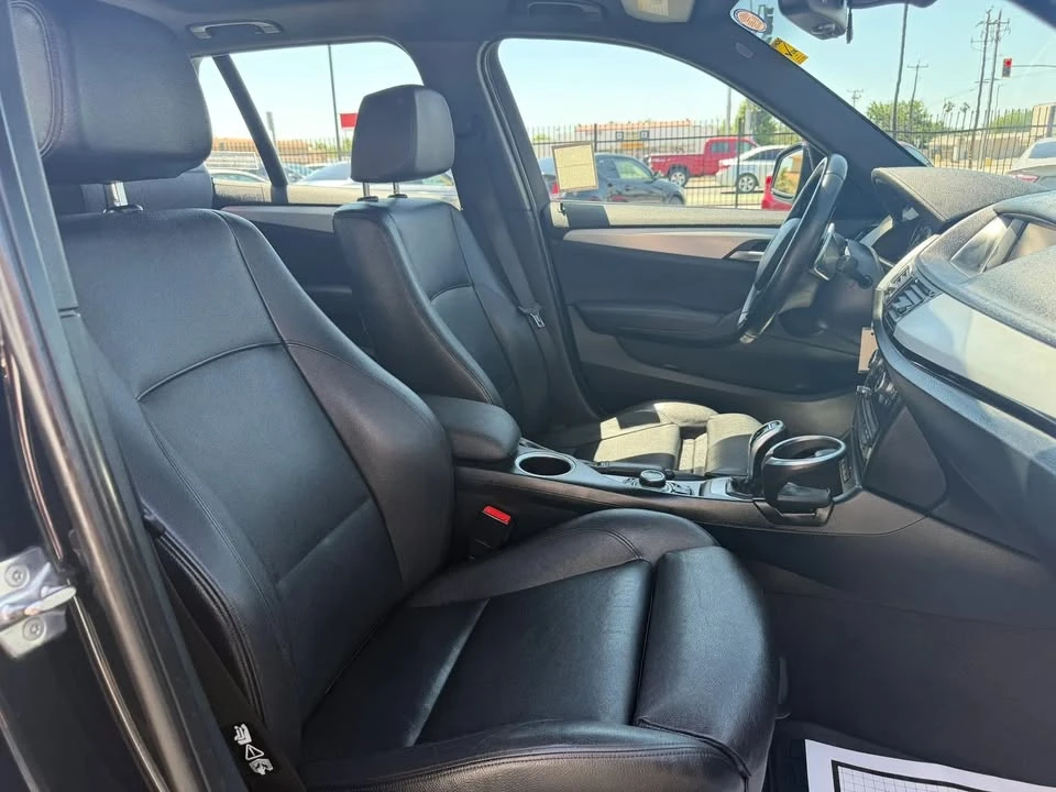2015 BMW E84 X1 - Image 11 of 20