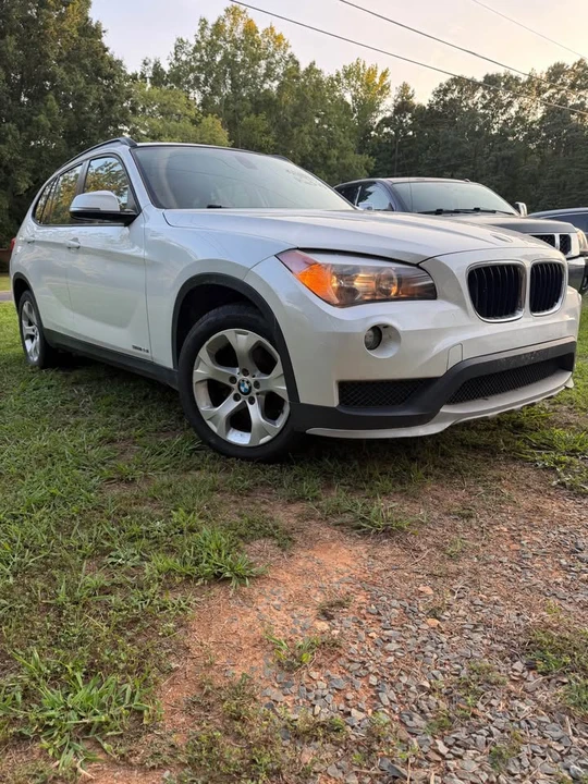 2015 BMW E84 X1 - Image 2 of 9