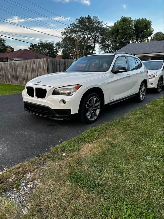 2015 BMW E84 X1 - Image 2 of 14