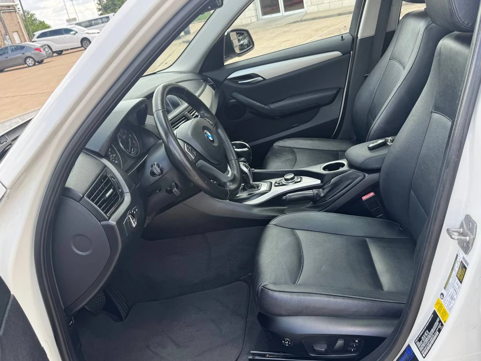 2015 BMW E84 X1 - Image 9 of 23