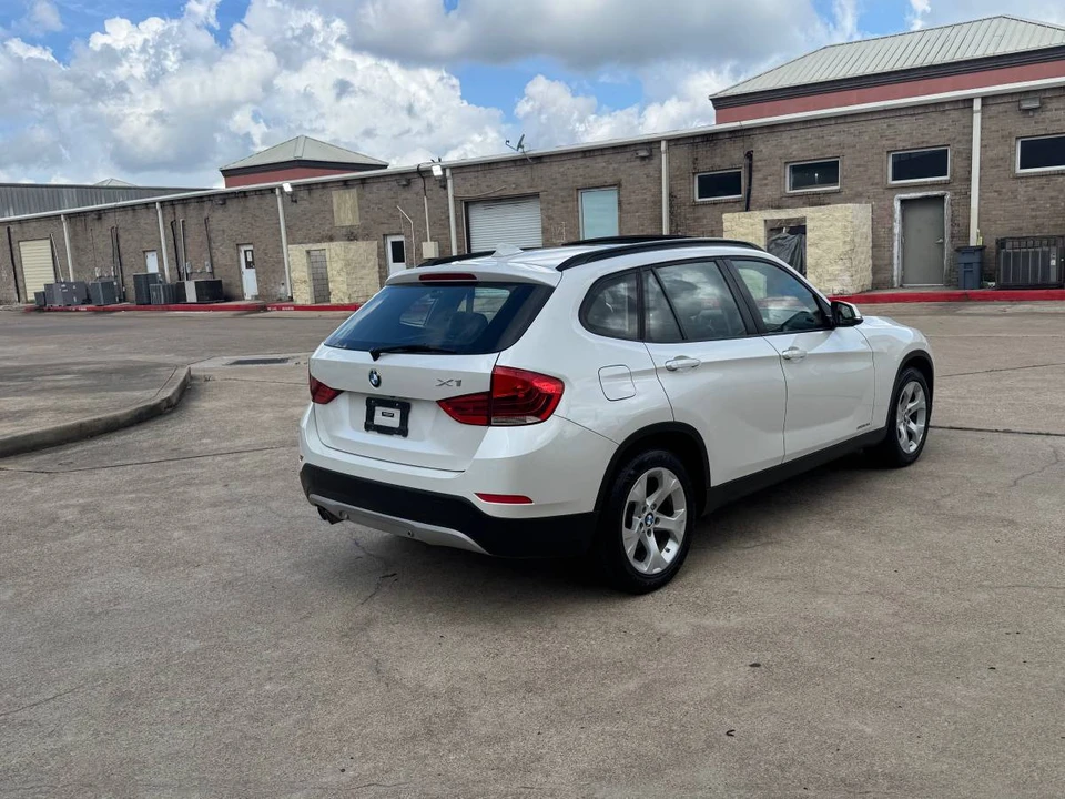 2015 BMW E84 X1 - Image 3 of 23