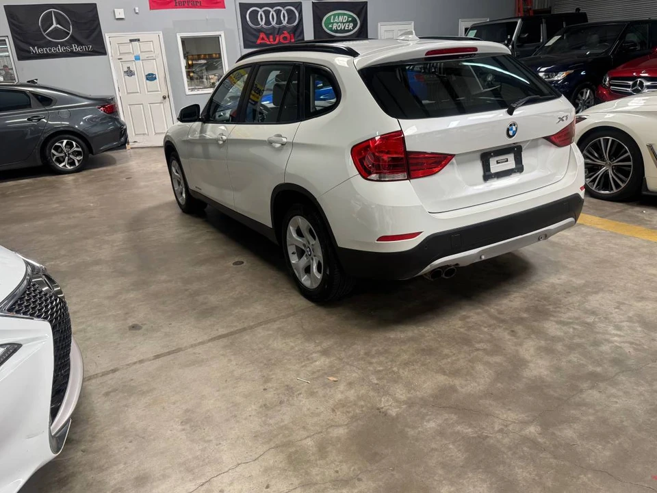 2015 BMW E84 X1 - Image 8 of 23