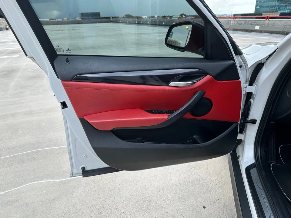 2015 BMW E84 X1 - Image 7 of 21