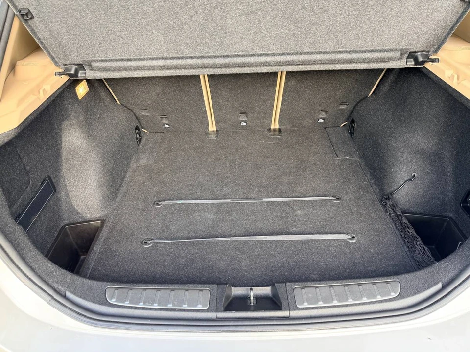 2015 BMW E84 X1 - Image 9 of 20