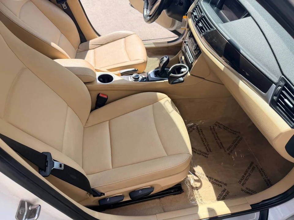 2015 BMW E84 X1 - Image 11 of 20