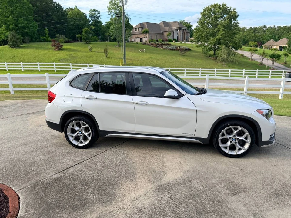 2015 BMW E84 X1 - Image 6 of 20