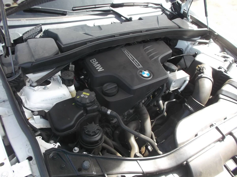 2015 BMW E84 X1 - Image 9 of 9