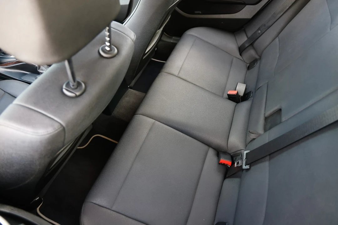 2015 BMW E84 X1 - Image 10 of 12